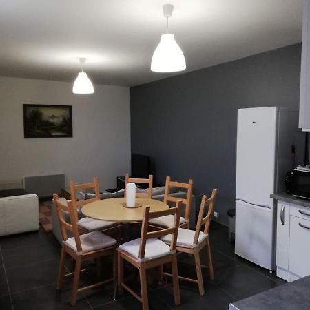 Maison Duplex & Appartement Sur Cour La Ferté-Gaucher Εξωτερικό φωτογραφία