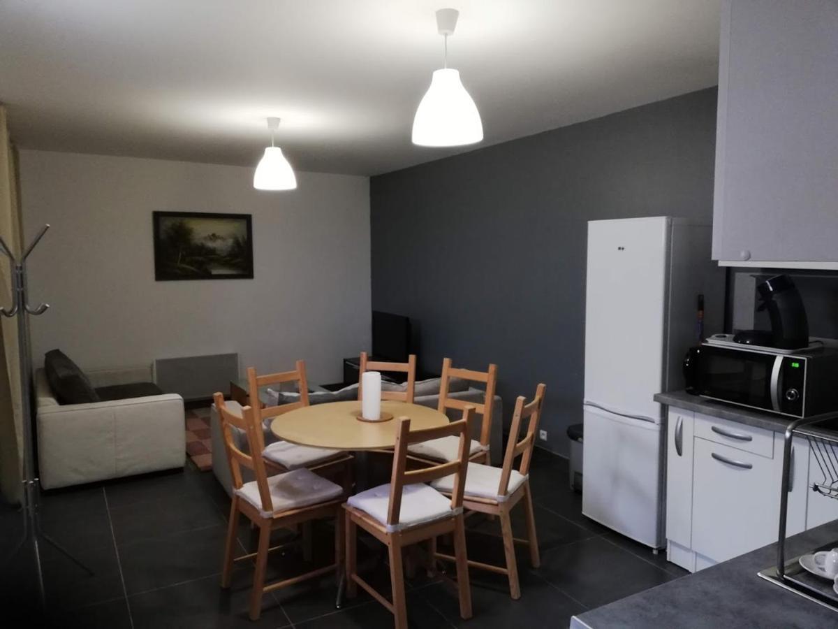 Maison Duplex & Appartement Sur Cour La Ferté-Gaucher Εξωτερικό φωτογραφία